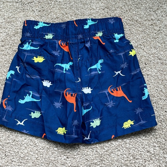 NWOT BOYS SWIM SET. - Picture 5 of 6